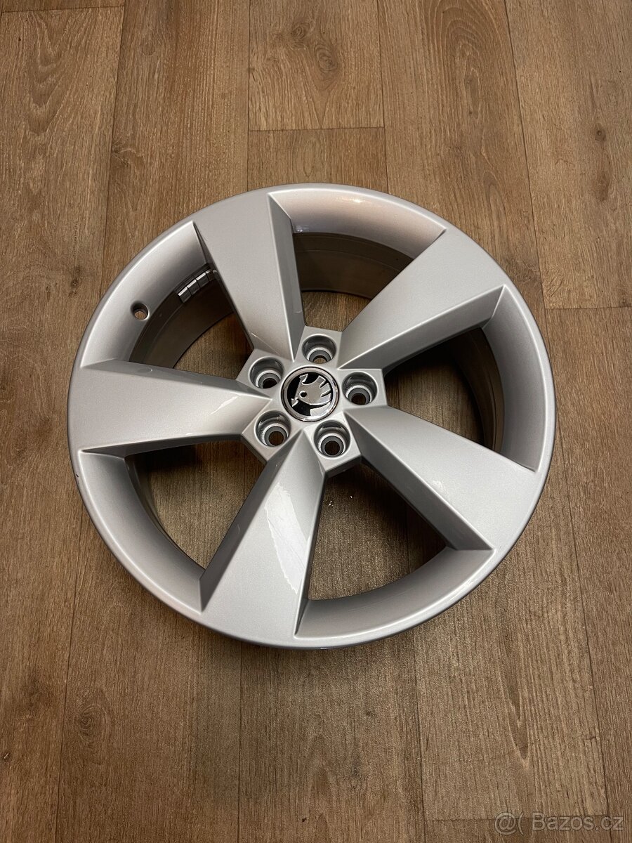 5x100 r17 original Škoda 5x100 r17 original Škoda